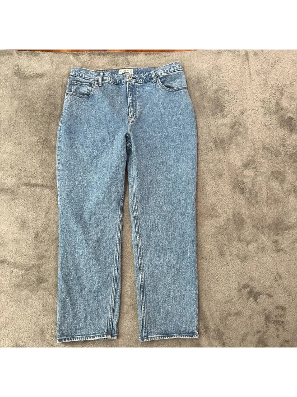 Abercrombie & Fitch The 90s Straight Ultra High Rise Jeans 33 16 Short